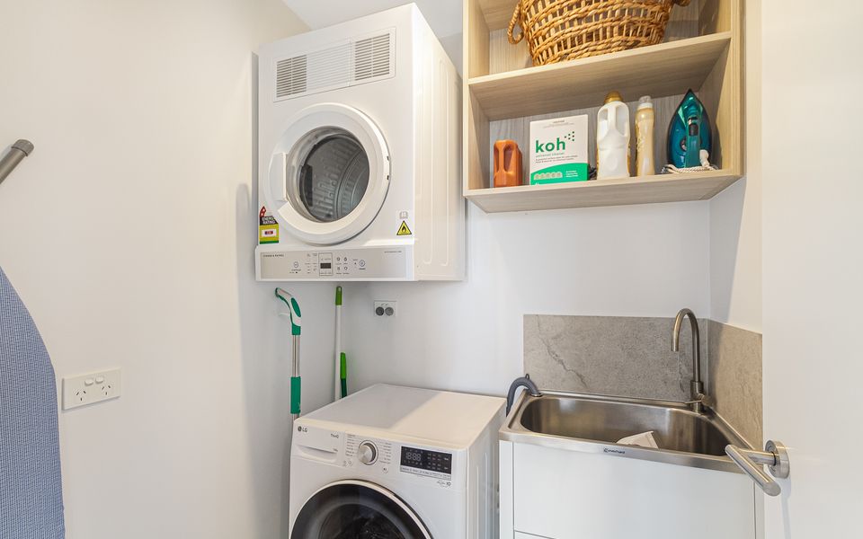 Sol 701 – Coolangatta / Kirra Luxury – Linen Provided – Min. 3 Night Stays