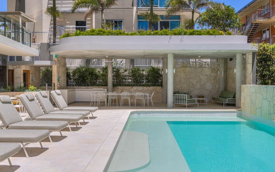 Sol 701 – Coolangatta / Kirra Luxury – Linen Provided – Min. 3 Night Stays