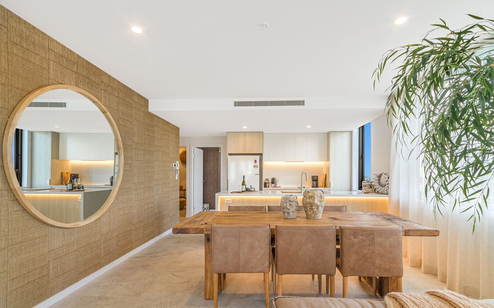 Sol 701 – Coolangatta / Kirra Luxury – Linen Provided – Min. 3 Night Stays