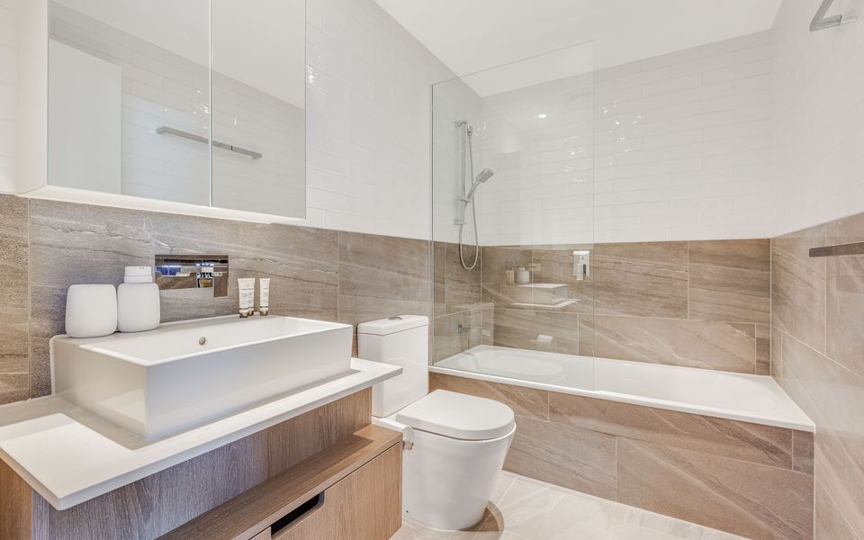 Escape 202 – Beachfront Luxury in Bilinga – Linen Provided – Min. 3 Night Stays