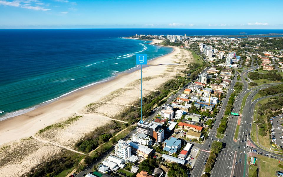 Escape 202 – Beachfront Luxury in Bilinga – Linen Provided – Min. 3 Night Stays