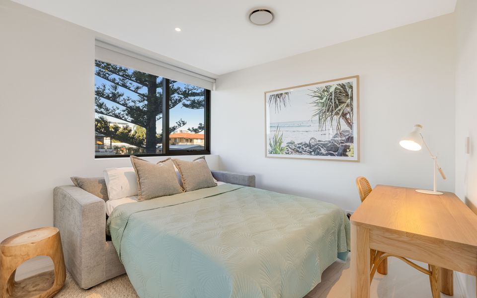 Escape 202 – Beachfront Luxury in Bilinga – Linen Provided – Min. 3 Night Stays