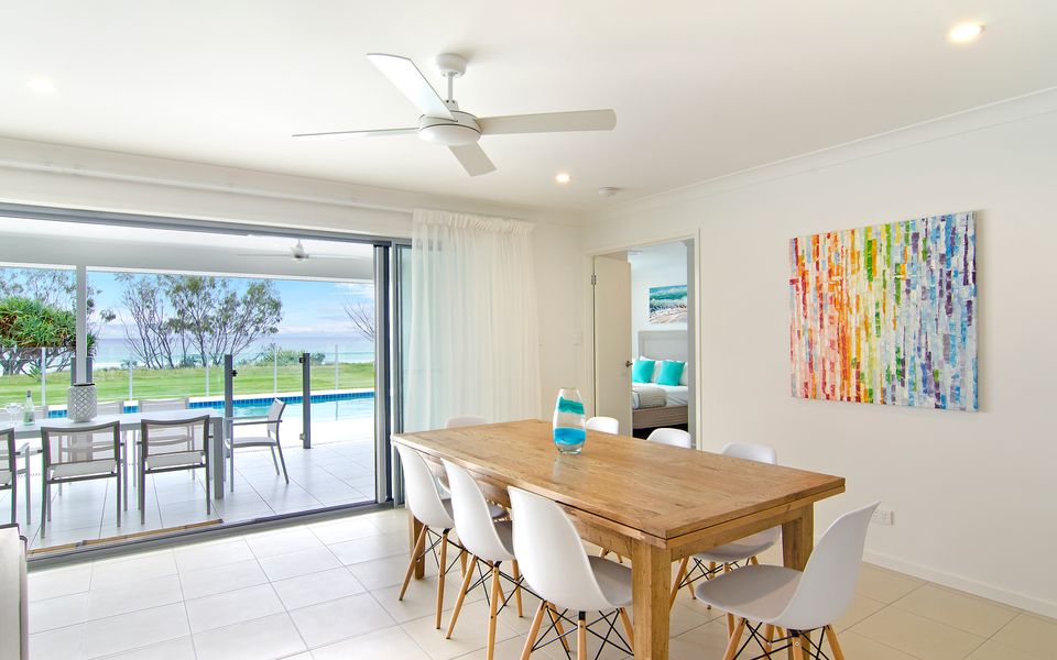 Sentosa on Tugun – Absolute Beachfront Home – Linen Provided