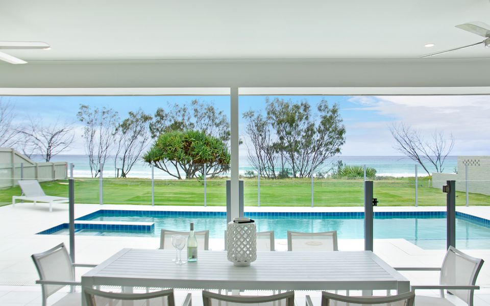 Sentosa on Tugun – Absolute Beachfront Home – Linen Provided