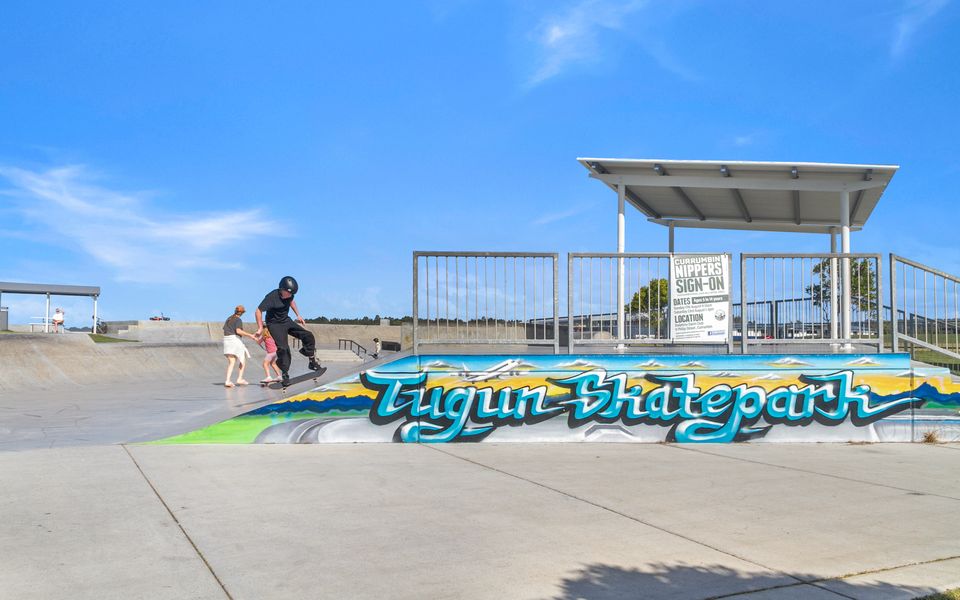 Tugun Bliss – Absolute Beachfront in Tugun – Min. 3 Night Stays – Linen Provided