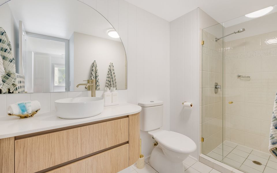 Tugun Bliss – Absolute Beachfront in Tugun – Min. 3 Night Stays – Linen Provided