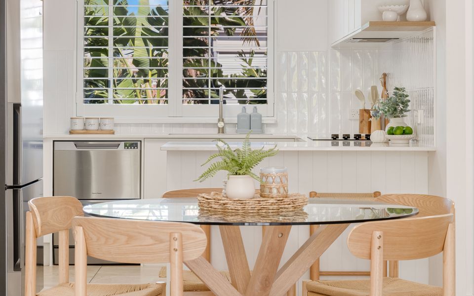 Tugun Bliss – Absolute Beachfront in Tugun – Min. 3 Night Stays – Linen Provided