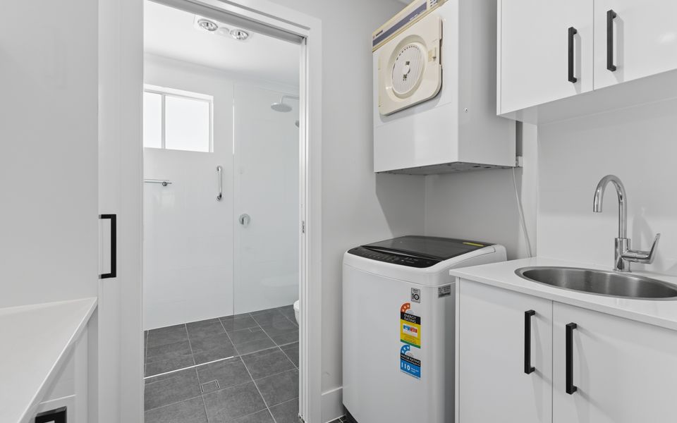 The Queenslander – Pet Friendly Home in Coolangatta – Min. 3 Night Stays!