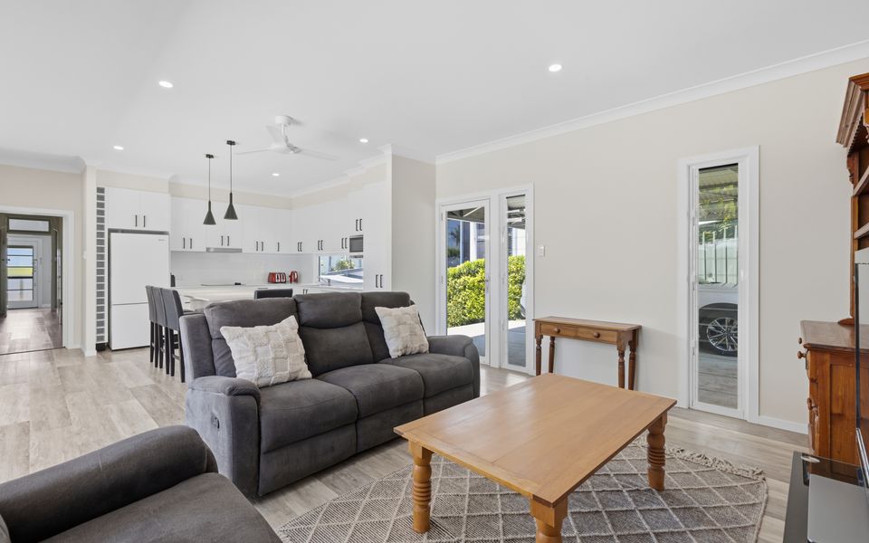 The Queenslander – Pet Friendly Home in Coolangatta – Min. 3 Night Stays!