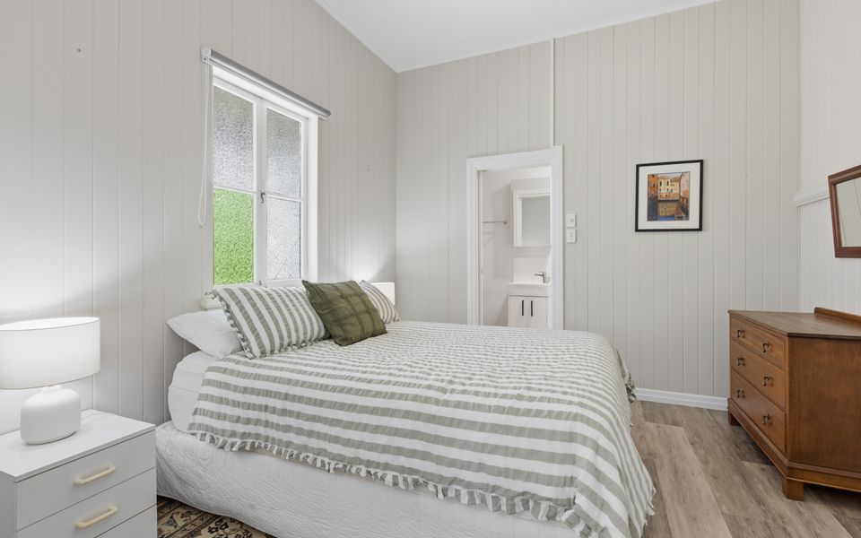 The Queenslander – Pet Friendly Home in Coolangatta – Min. 3 Night Stays!