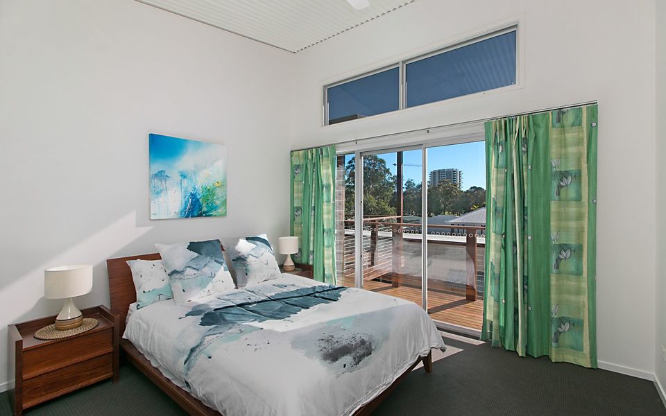 Cirrus At Kirra – Family Friendly Beach House