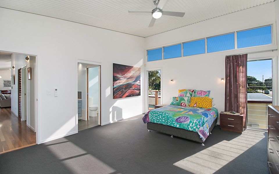 Cirrus At Kirra – Family Friendly Beach House