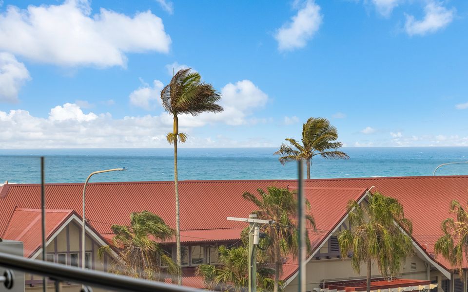 Miles at Kirra Point 302 – Luxury on Kirra Beach – Linen Provided – Min. 3 Night Stays