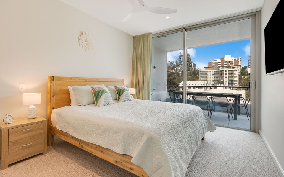 Miles at Kirra Point 302 – Luxury on Kirra Beach – Linen Provided – Min. 3 Night Stays