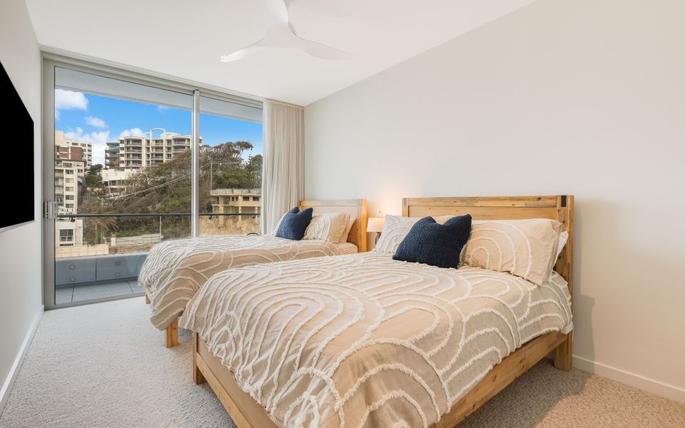 Miles at Kirra Point 302 – Luxury on Kirra Beach – Linen Provided – Min. 3 Night Stays