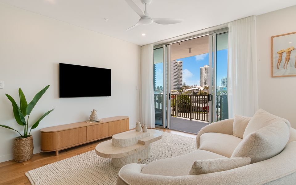 Rhythm 405 – Coolangatta Luxury – Linen Provided – Min. 3 Nights