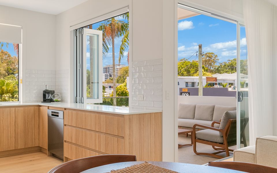 Sage on Simpson – Luxury Kirra Beachside – Min. 3 Night Stays – Linen Provided