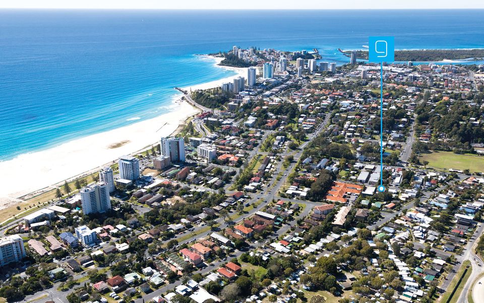 Sage on Simpson – Luxury Kirra Beachside – Min. 3 Night Stays – Linen Provided