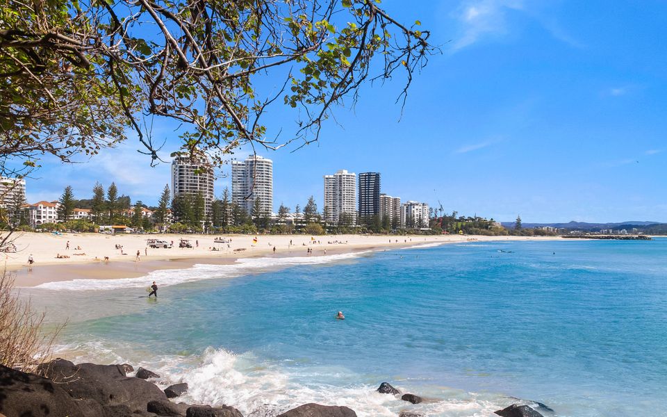 The Bay Apartments 15 – Rainbow Bay – Linen Provided – Min. 3 Night Stays