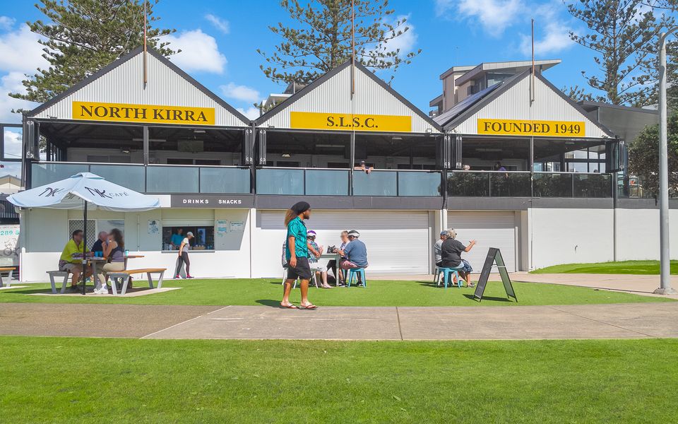 Bel R Vista – Beachfront Kirra / Coolangatta – Linen Provided – Min. 3 Night Stays