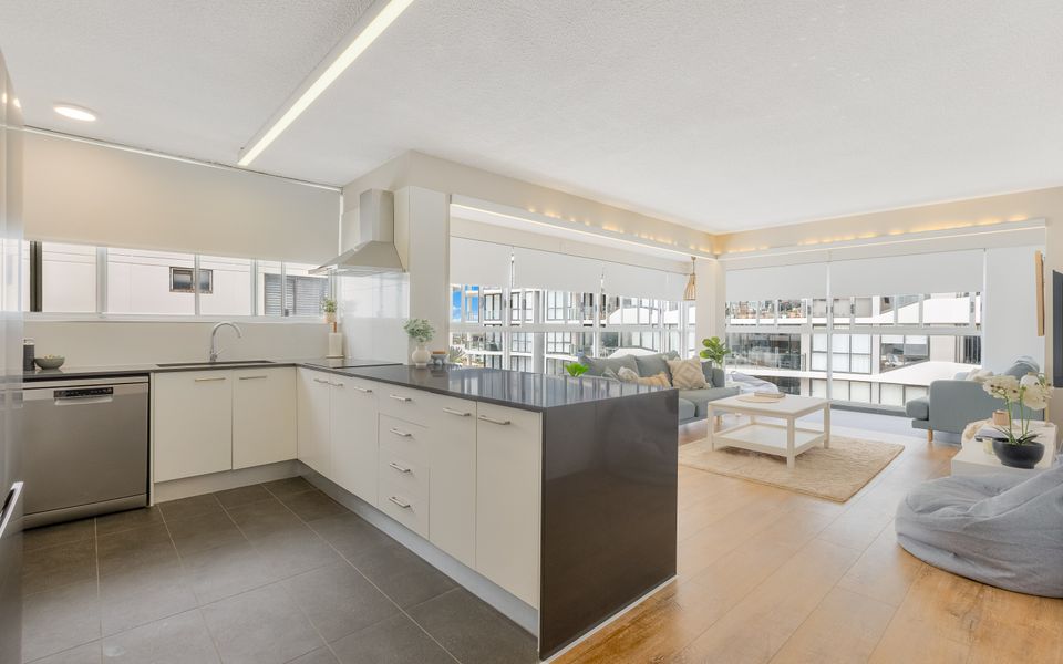 Bel R Vista – Beachfront Kirra / Coolangatta – Linen Provided – Min. 3 Night Stays