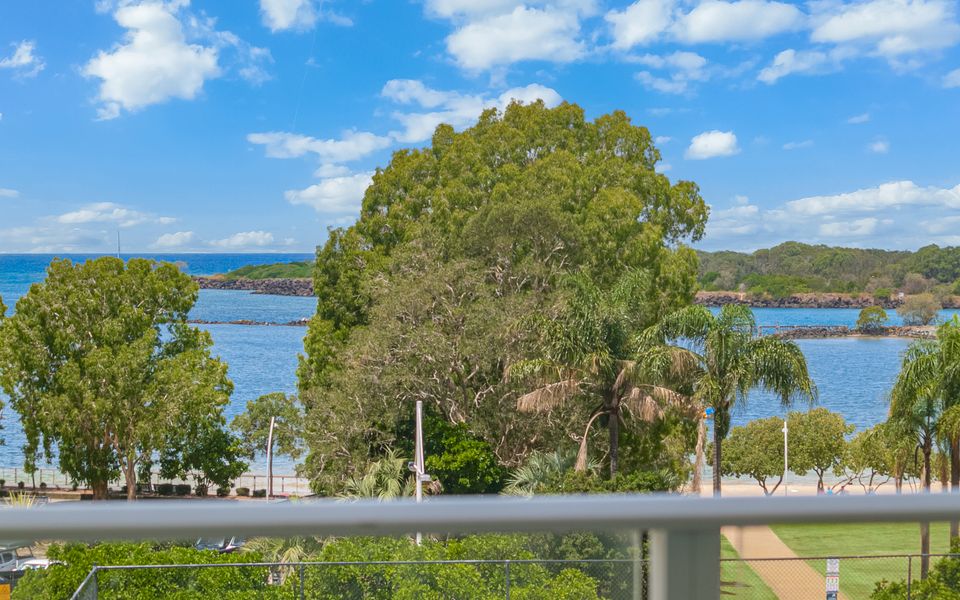 Twin Towns 233 – Central Coolangatta / Tweed Heads – Min. 3 Night Stays – Linen Provided