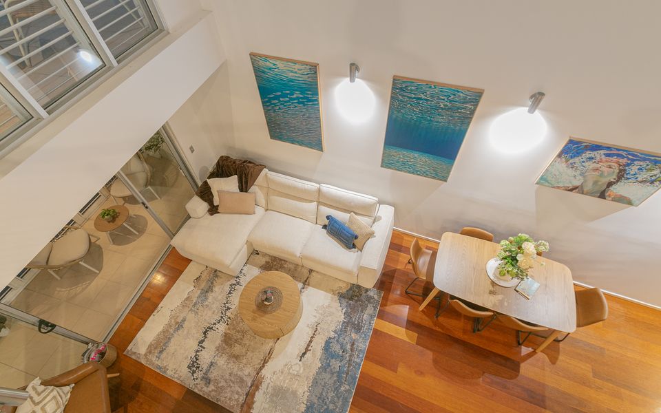 Bayswater 13 – Beachside Tugun Penthouse Apartment – Min. 3 Night Stays – Linen Provided