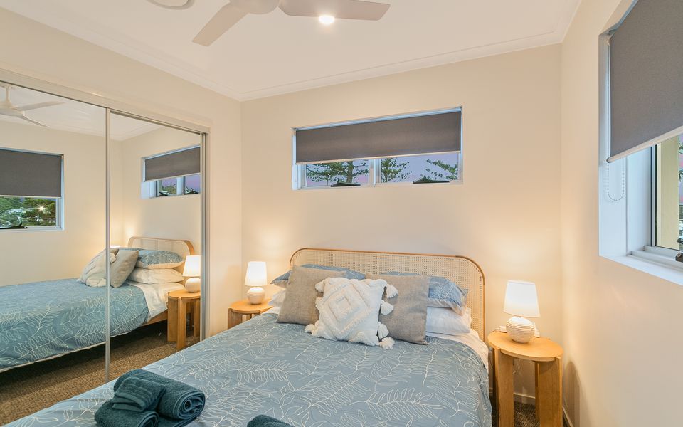Bayswater 13 – Beachside Tugun Penthouse Apartment – Min. 3 Night Stays – Linen Provided