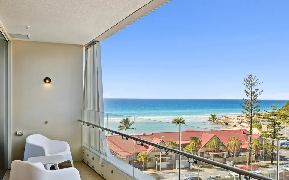 Miles at Kirra Point 604 – Luxury on Kirra Beachfront – Linen Provided – Min. 3 Night Stays
