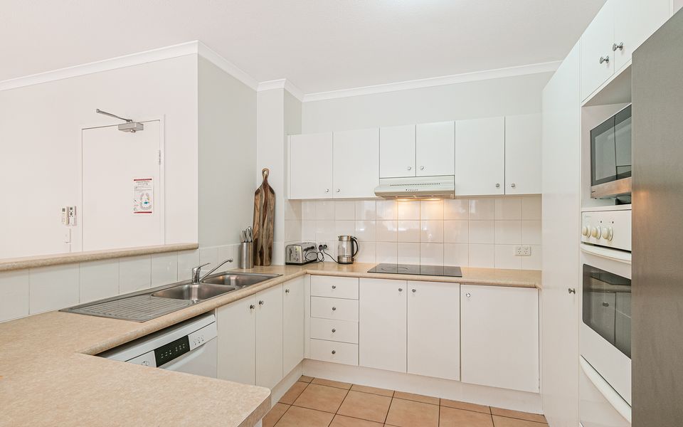 Sanctuary Lake Apartment 54 – Peaceful, Beachside Currumbin Oasis – Min. 3 Night Stays!