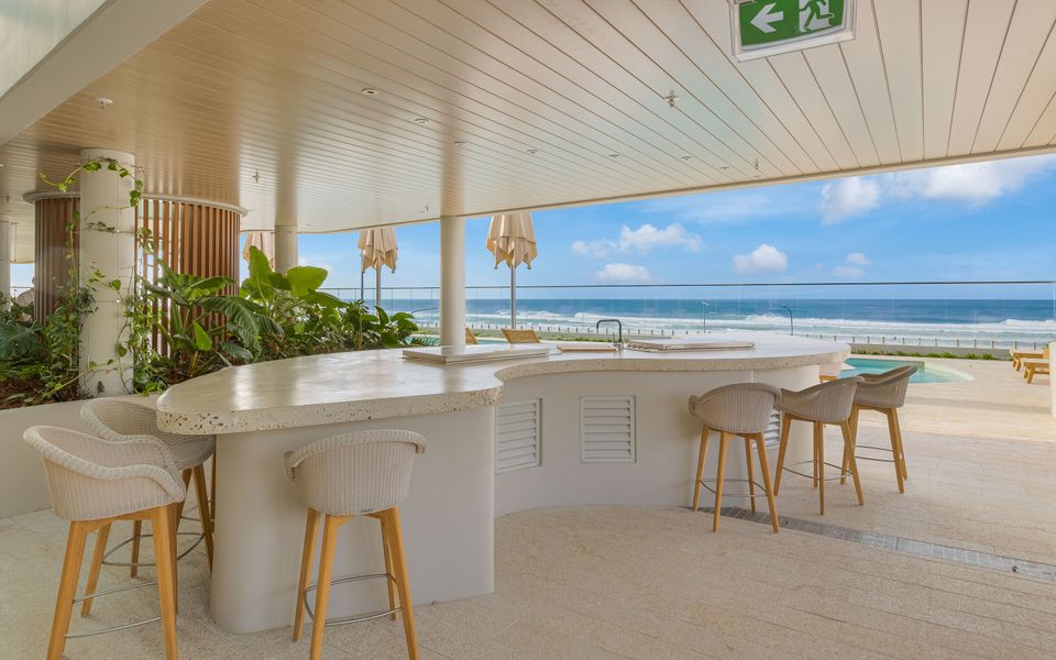 Miles at Kirra Point 204 – Luxury on Kirra Beachfront – Linen Provided – Min. 3 Night Stays!