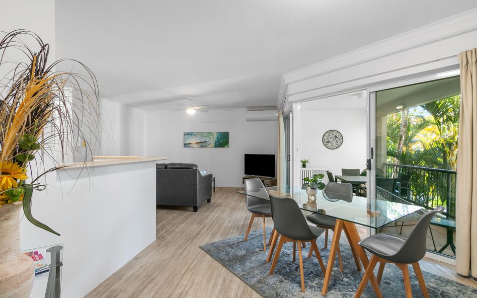 Sanctuary Lake Apartment 25 – Peaceful Beachside Currumbin – Min. 3 Nights – Linen Provided