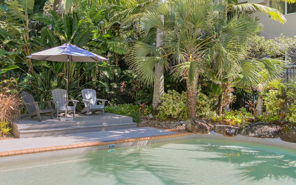 Sanctuary Lake Apartment 25 – Peaceful Beachside Currumbin – Min. 3 Nights – Linen Provided