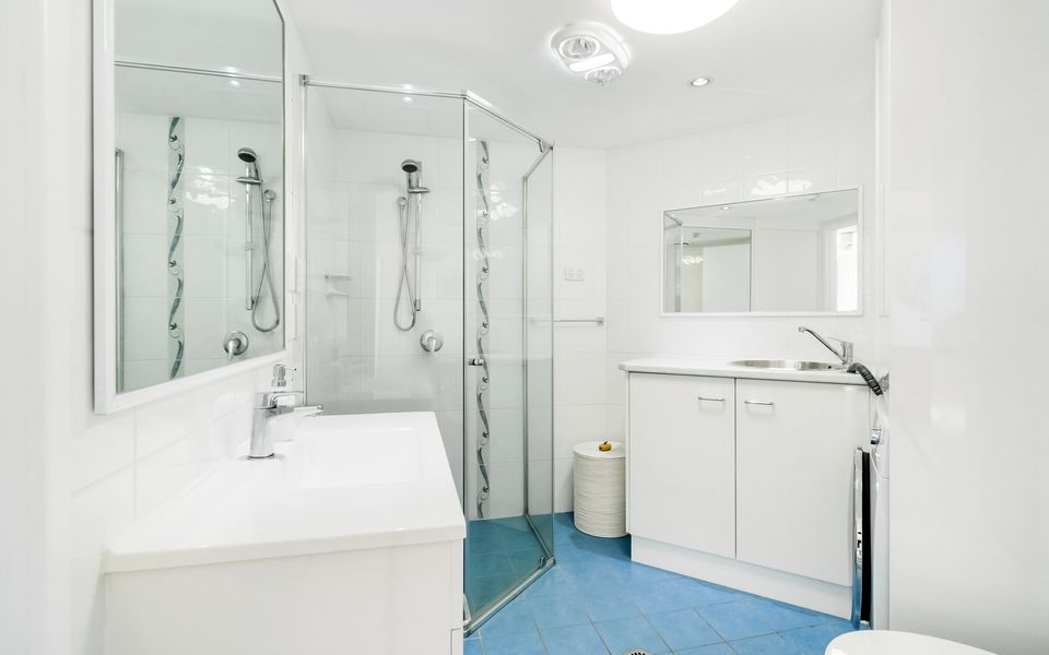 Porta Pacifique 19 – Beachfront Bilinga – Min. 3 Night Stays – Linen Provided