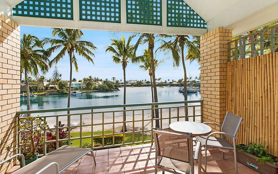 Coral Gate 40 – Absolute Waterfront – Min. 3 Night Stays!