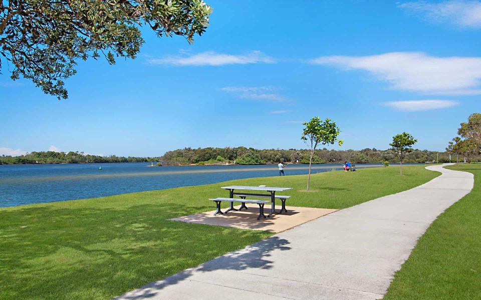 Coral Gate 40 – Absolute Waterfront – Min. 3 Night Stays!