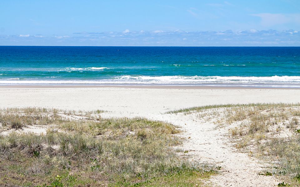 Crystal Beach 42 – Absolute Beachfront & Pool