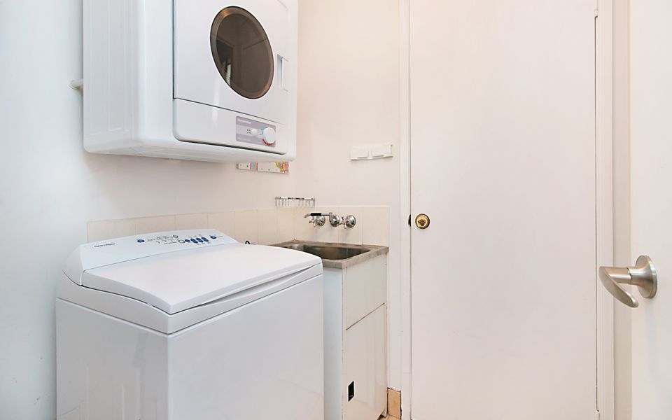 Isle Of Palms 120 – Absolute Waterfront Villa – Min. 3 Night Stays!