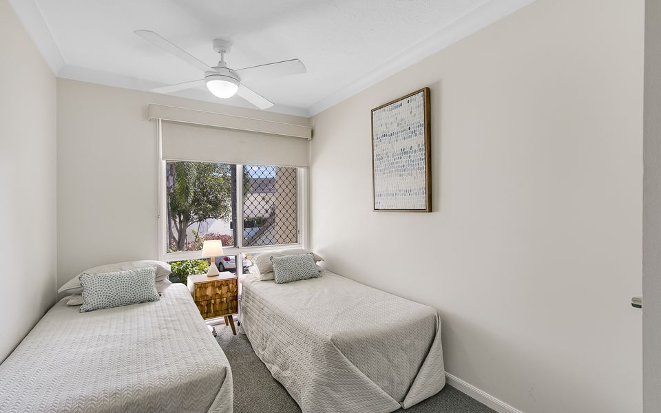 Isle Of Palms 120 – Absolute Waterfront Villa – Min. 3 Night Stays!