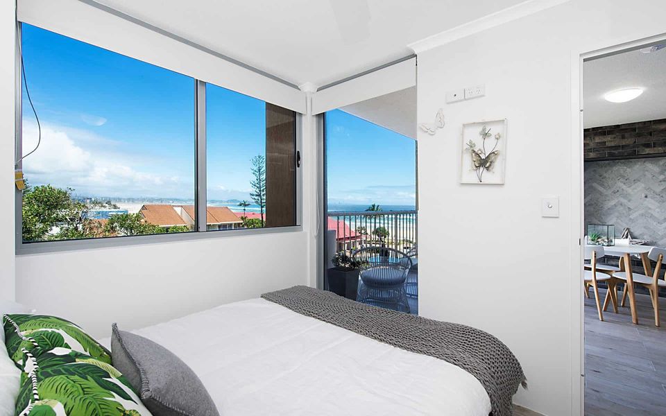 Kirra Gardens 15 on Kirra Point Beachfront – Min. 3 night stays!