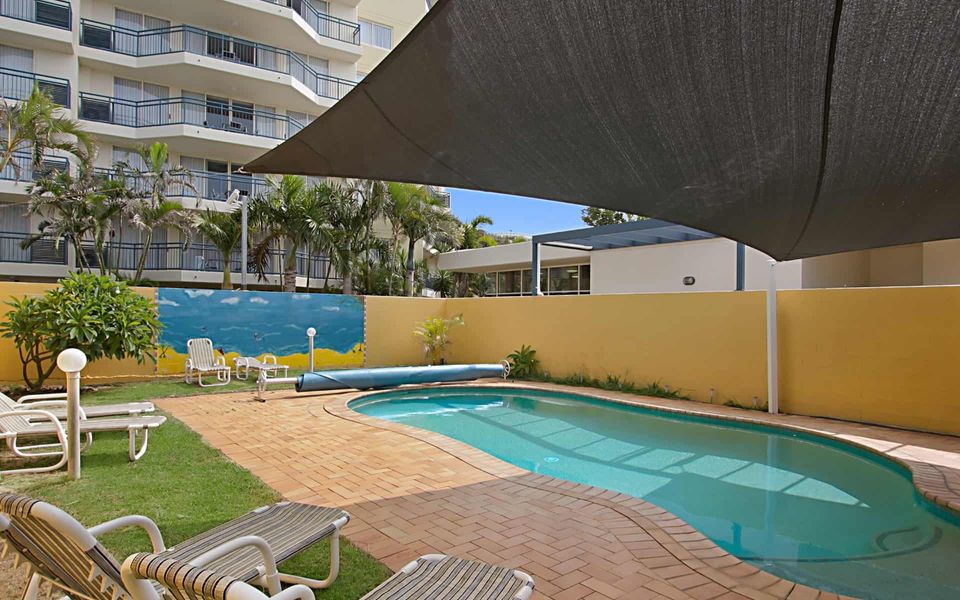 Kirra Vista 4 – Beachfront and Ground Floor