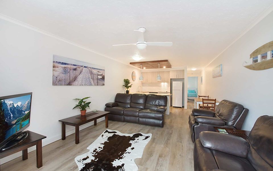 Kirra Vista 4 – Beachfront and Ground Floor