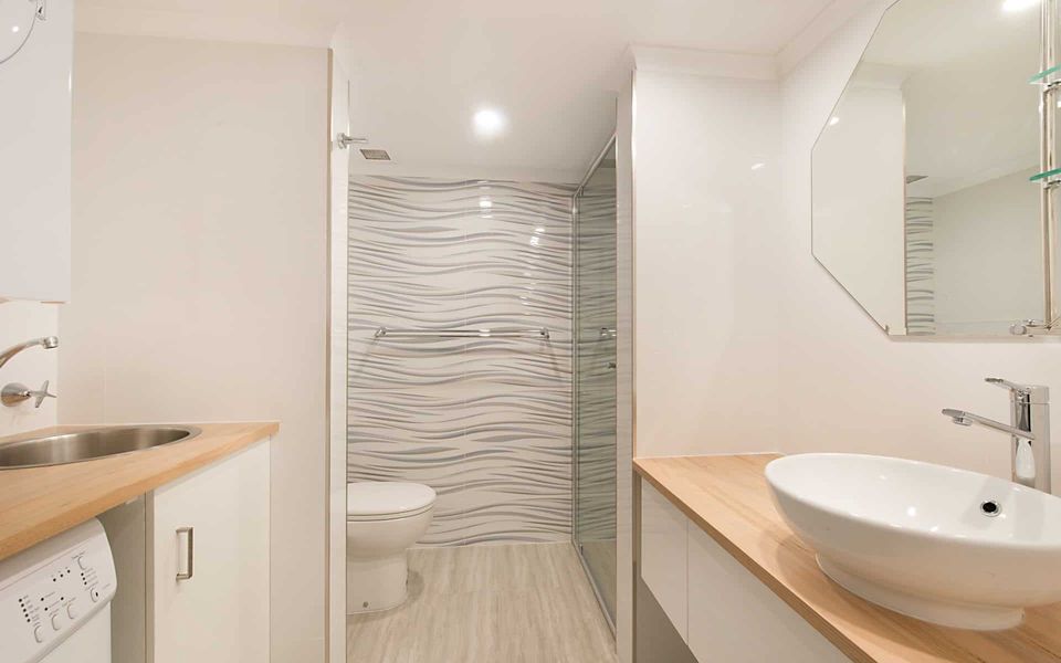 Kirra Vista 4 – Beachfront and Ground Floor