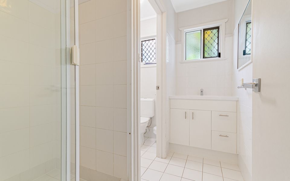 Legacy 1 – Bilinga/ North Kirra Beachfront – Min. 3 Night Stay!