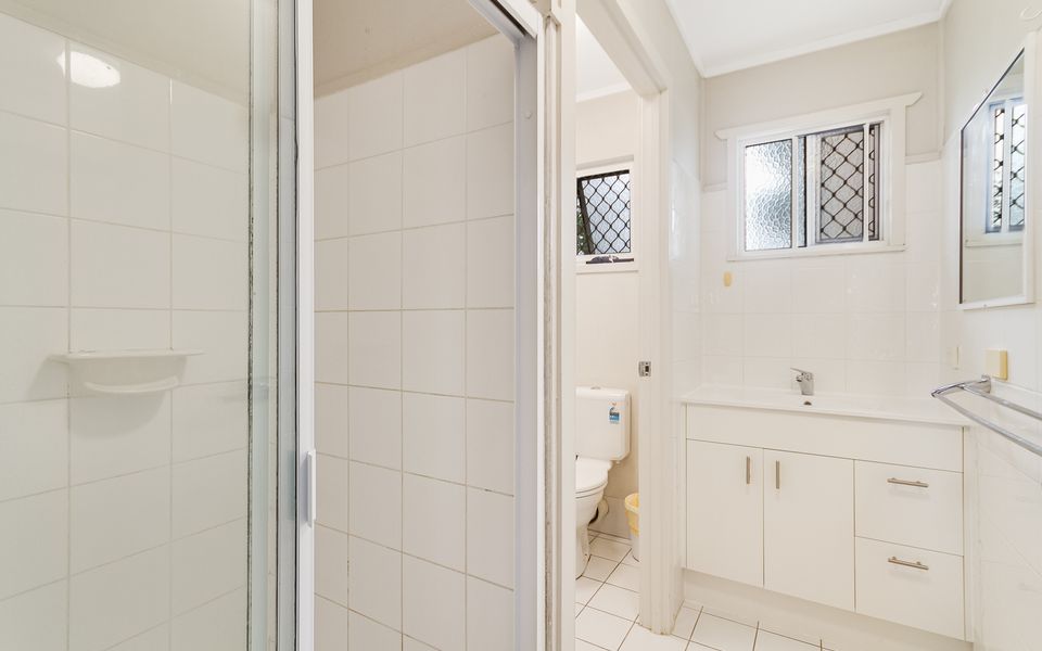 Legacy 3 – Bilinga/North Kirra Beachfront – Min. 3 Night Stays!