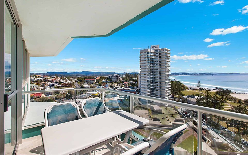 Ocean Plaza 1466 – Coolangatta Beachfront – Min. 3 Night Stays!