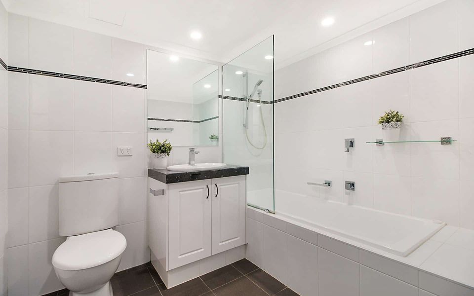 Ocean Plaza 1467 – Coolangatta Beachfront – Min. 3 Night Stays!