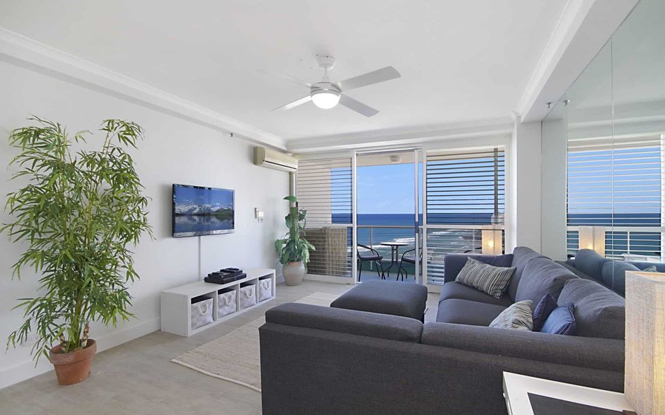 Ocean Plaza 1577 – Coolangatta Beachfront!