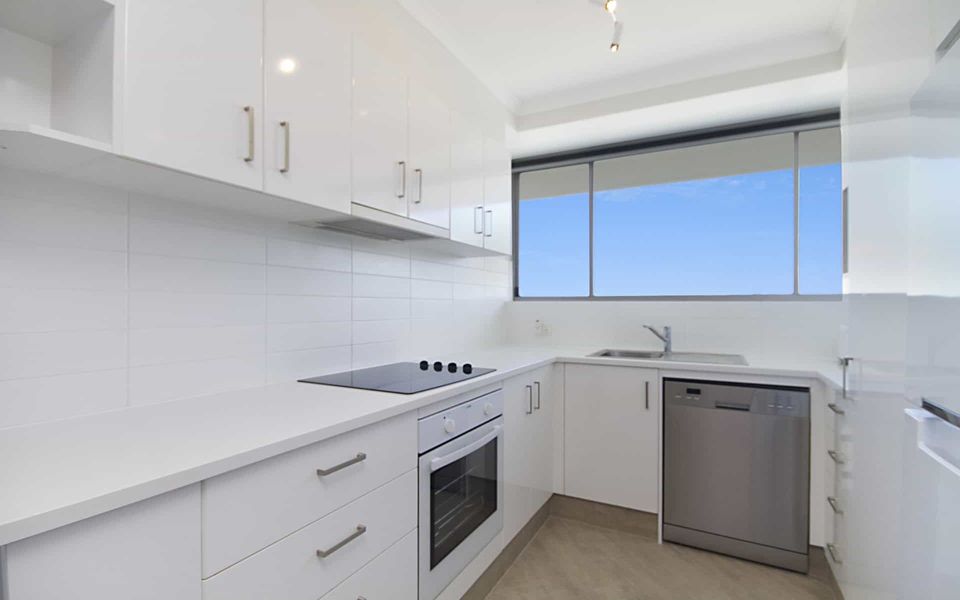 Ocean Plaza 1577 – Coolangatta Beachfront!