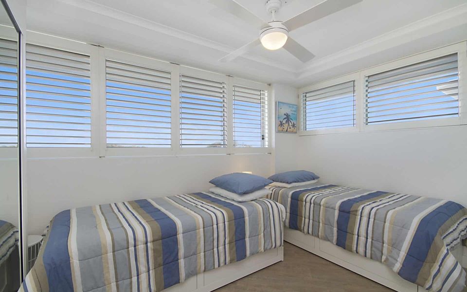 Ocean Plaza 1577 – Coolangatta Beachfront!